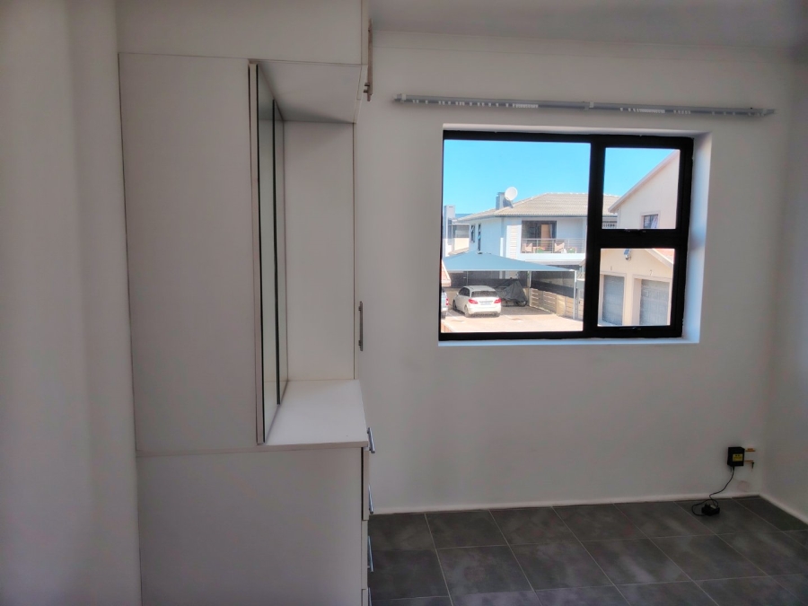 3 Bedroom Property for Sale in Heiderand Western Cape